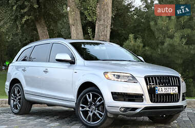 Внедорожник / Кроссовер Audi Q7 2013 в 