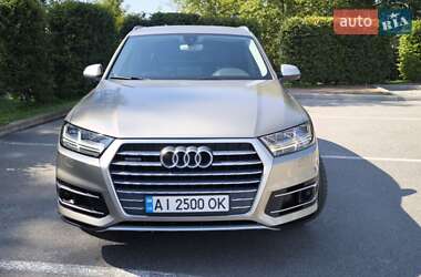 Внедорожник / Кроссовер Audi Q7 2015 в Киеве