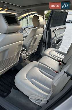 Внедорожник / Кроссовер Audi Q7 2012 в 