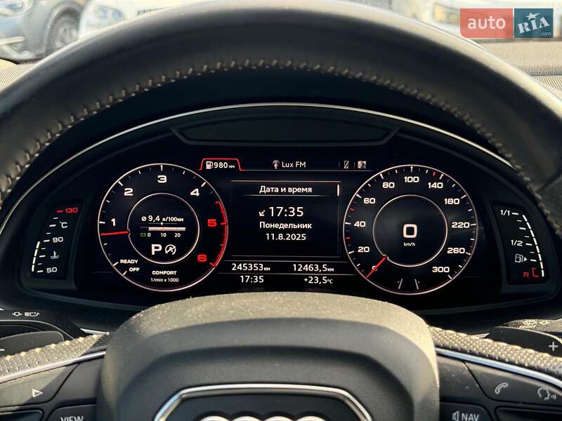 Позашляховик / Кросовер Audi Q7 2017 в Вінниці