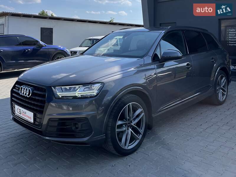 Позашляховик / Кросовер Audi Q7 2019 в Львові