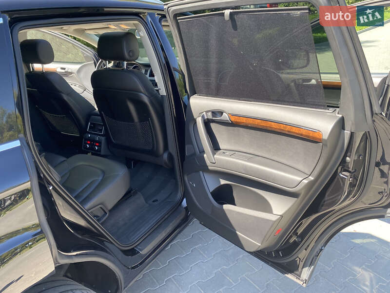 Внедорожник / Кроссовер Audi Q7 2014 в Хмельницком