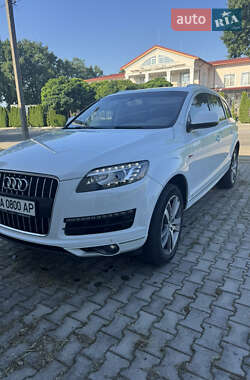 Внедорожник / Кроссовер Audi Q7 2013 в 