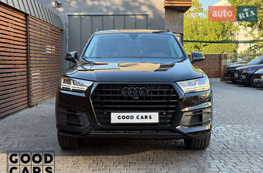 Внедорожник / Кроссовер Audi Q7 2019 в 