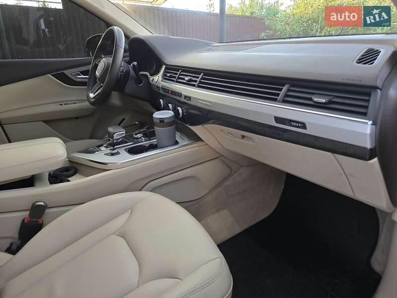 Внедорожник / Кроссовер Audi Q7 2018 в Одессе