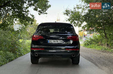 Позашляховик / Кросовер Audi Q7 2012 в 