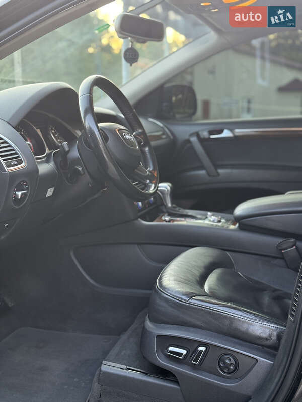 Внедорожник / Кроссовер Audi Q7 2012 в Стрые