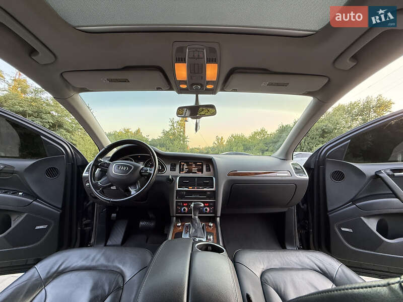 Внедорожник / Кроссовер Audi Q7 2012 в Стрые