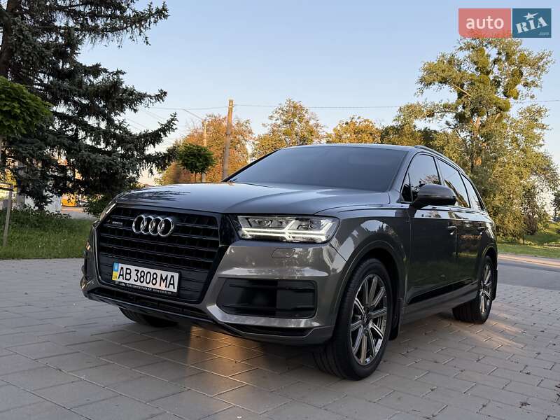 Внедорожник / Кроссовер Audi Q7 2017 в Виннице