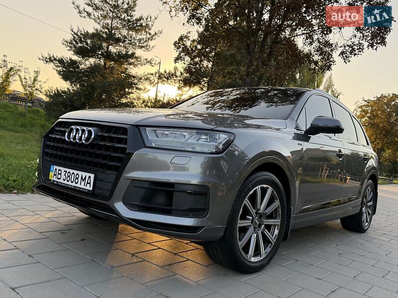 Внедорожник / Кроссовер Audi Q7 2017 в Виннице