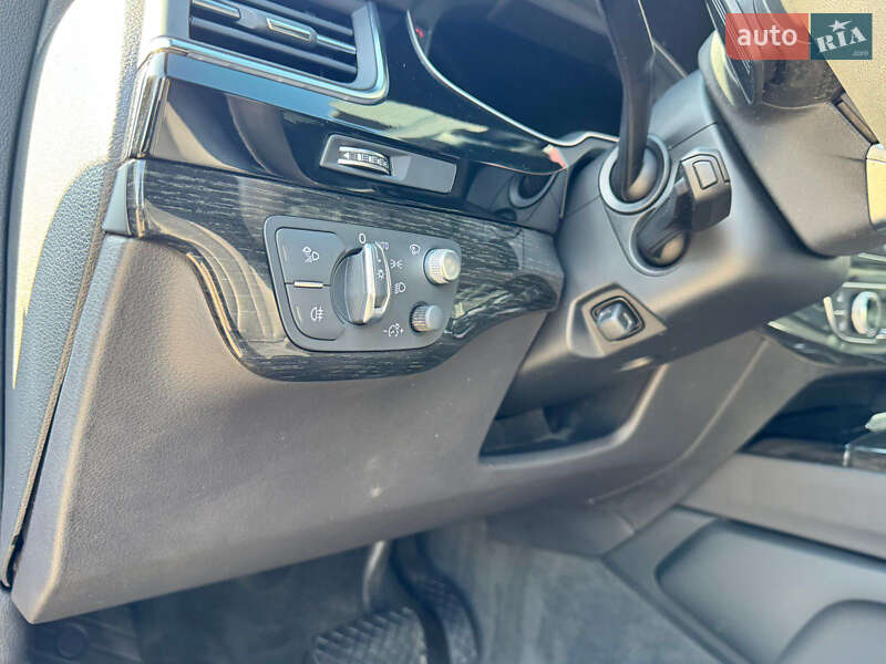 Внедорожник / Кроссовер Audi Q7 2018 в Киеве
