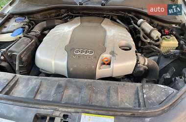 Внедорожник / Кроссовер Audi Q7 2012 в 