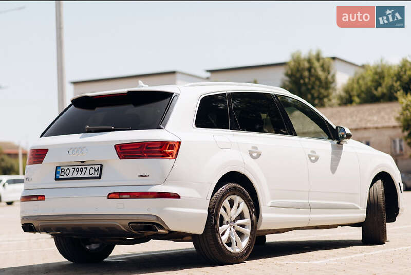 Внедорожник / Кроссовер Audi Q7 2018 в Тернополе