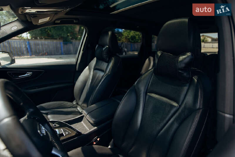 Внедорожник / Кроссовер Audi Q7 2018 в Тернополе