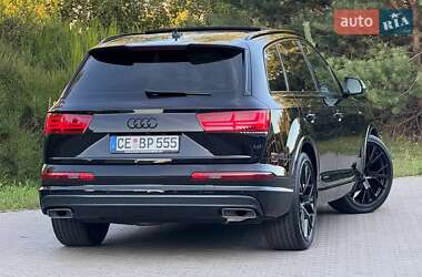 Внедорожник / Кроссовер Audi Q7 2019 в 