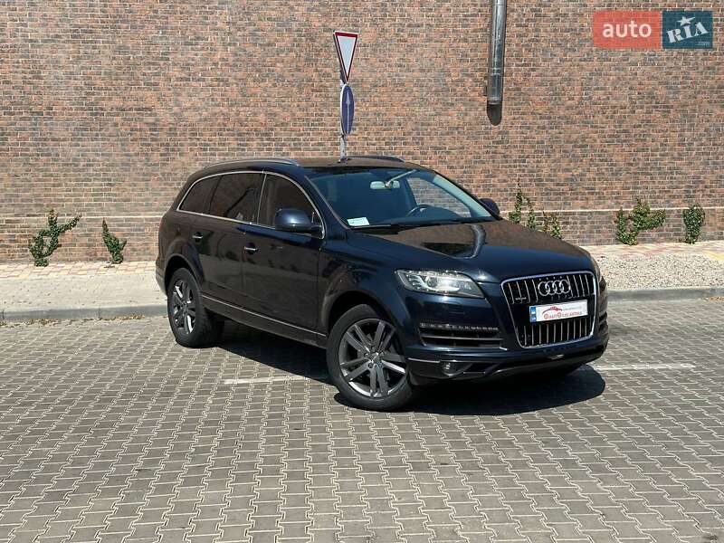 Внедорожник / Кроссовер Audi Q7 2012 в Одессе