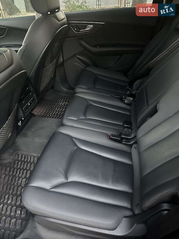Внедорожник / Кроссовер Audi Q7 2020 в Запорожье