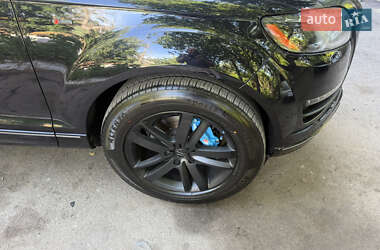 Внедорожник / Кроссовер Audi Q7 2012 в 