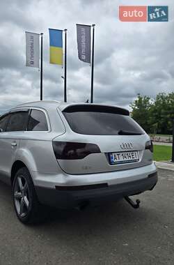 Внедорожник / Кроссовер Audi Q7 2006 в 