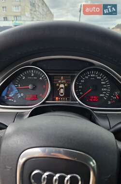 Внедорожник / Кроссовер Audi Q7 2006 в 