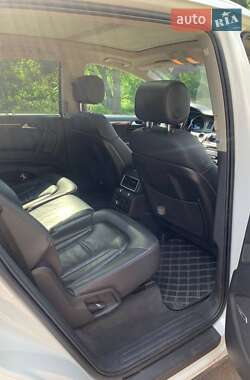 Внедорожник / Кроссовер Audi Q7 2015 в 