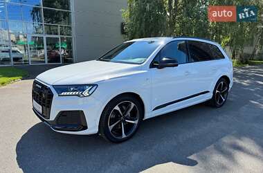 Внедорожник / Кроссовер Audi Q7 2021 в Киеве