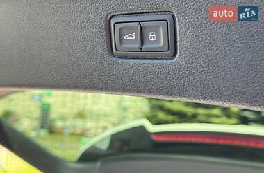 Внедорожник / Кроссовер Audi Q7 2021 в 