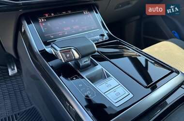 Внедорожник / Кроссовер Audi Q7 2021 в 