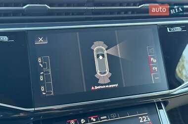 Внедорожник / Кроссовер Audi Q7 2021 в 