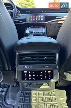 Внедорожник / Кроссовер Audi Q7 2021 в 