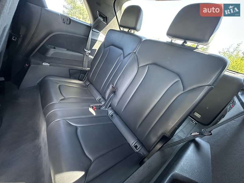 Внедорожник / Кроссовер Audi Q7 2017 в Киеве