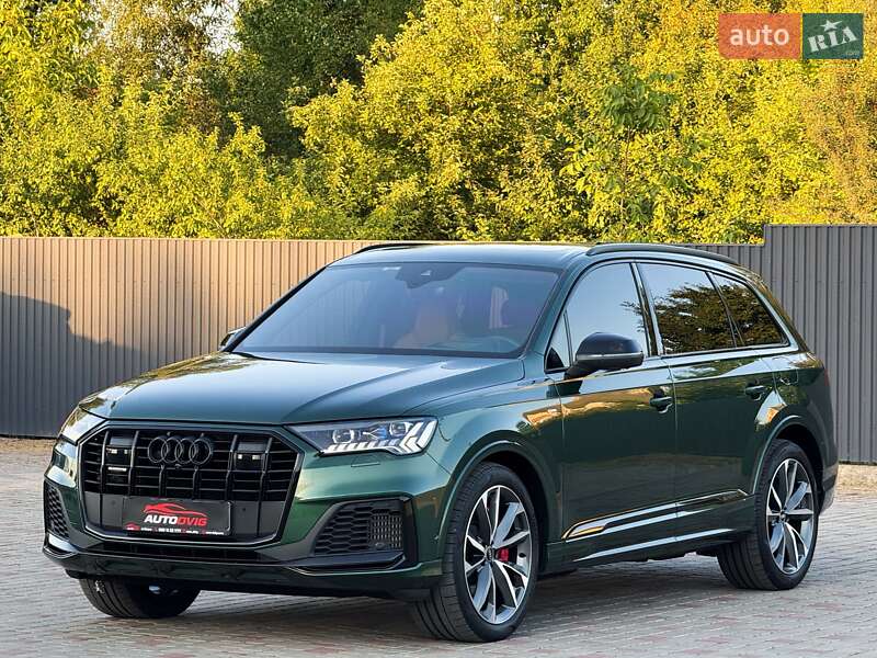 Внедорожник / Кроссовер Audi Q7 2021 в Луцке
