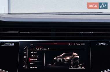Внедорожник / Кроссовер Audi Q7 2021 в 