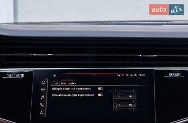 Внедорожник / Кроссовер Audi Q7 2021 в 