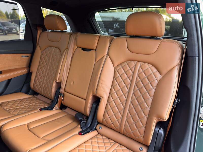 Внедорожник / Кроссовер Audi Q7 2021 в Луцке