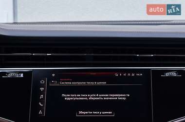 Внедорожник / Кроссовер Audi Q7 2021 в 