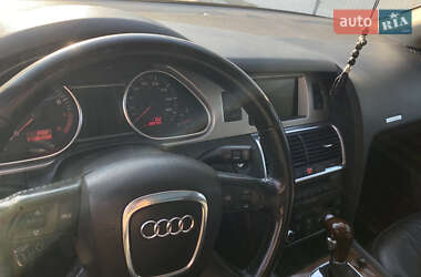 Внедорожник / Кроссовер Audi Q7 2008 в 