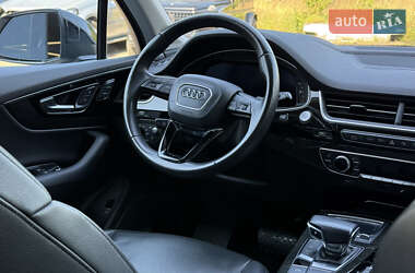 Внедорожник / Кроссовер Audi Q7 2018 в 