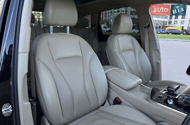 Внедорожник / Кроссовер Audi Q7 2017 в 