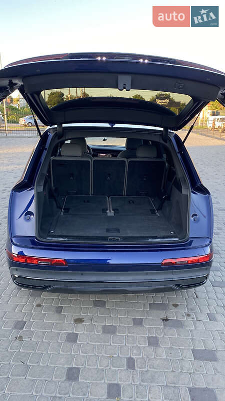Внедорожник / Кроссовер Audi Q7 2021 в Белой Церкви