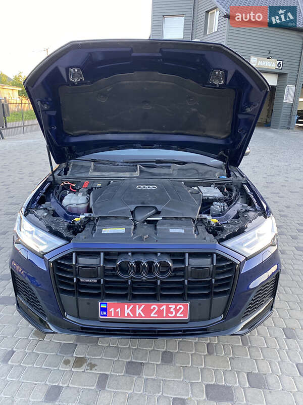 Внедорожник / Кроссовер Audi Q7 2021 в Белой Церкви