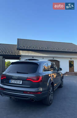 Внедорожник / Кроссовер Audi Q7 2011 в 