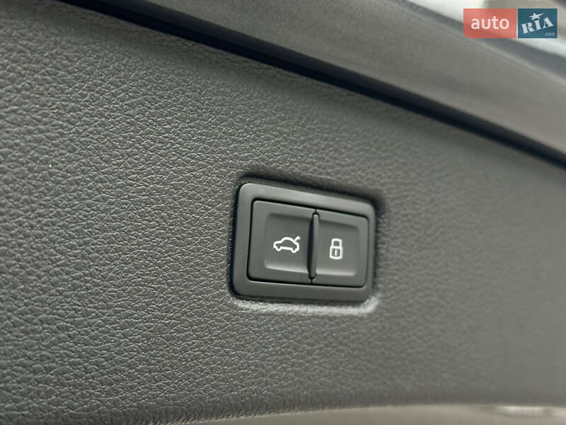 Внедорожник / Кроссовер Audi Q7 2025 в Киеве