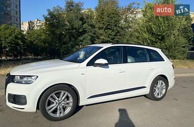 Внедорожник / Кроссовер Audi Q7 2019 в 