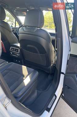 Внедорожник / Кроссовер Audi Q7 2019 в 