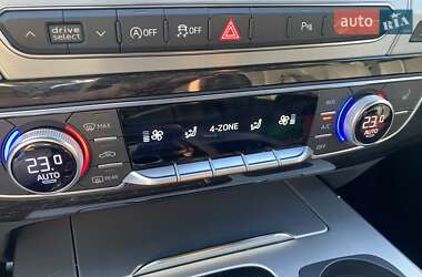 Внедорожник / Кроссовер Audi Q7 2019 в 
