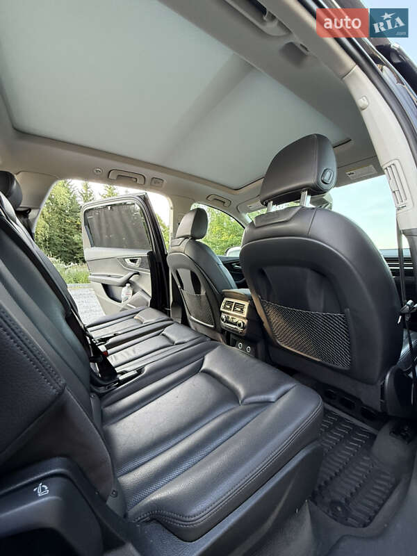 Внедорожник / Кроссовер Audi Q7 2019 в Киеве