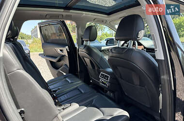 Внедорожник / Кроссовер Audi Q7 2019 в 