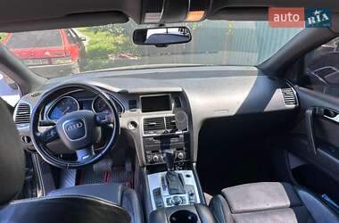 Внедорожник / Кроссовер Audi Q7 2006 в 