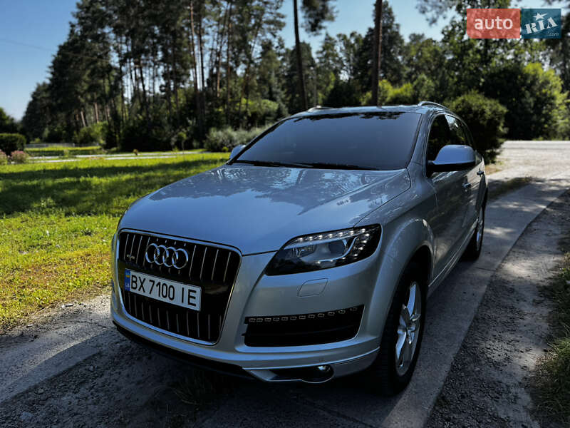 Внедорожник / Кроссовер Audi Q7 2015 в Хмельницком